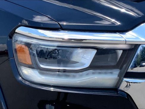Used 2022 RAM 1500 Laramie AWD/4WD image 27