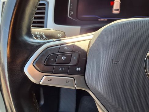 Used 2021 Volkswagen Atlas SEL Premium image 7