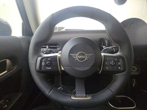 Used 2025 MINI Cooper S FWD image 16