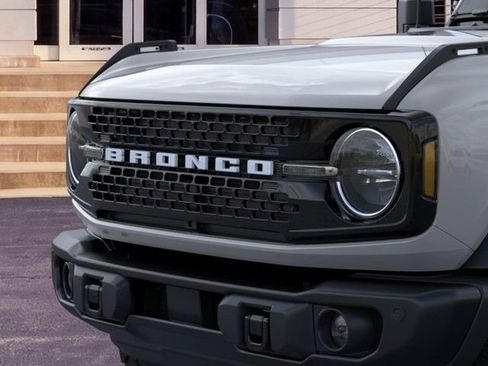 New 2026 Ford Bronco Big Bend w/ Black Diamond Package AWD/4WD image 19