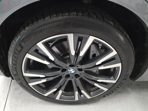 Used 2024 BMW X7 xDrive40i w/ Executive Package AWD/4WD image 10