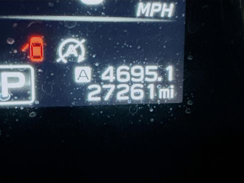 Used 2025 Subaru Outback Onyx Edition AWD/4WD image 18