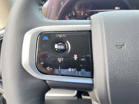 New 2026 Nissan Armada SV image 15