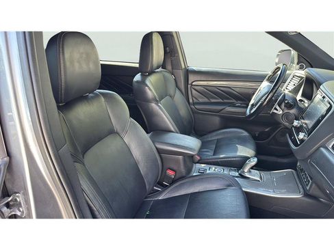 Used 2020 Mitsubishi Outlander SEL AWD/4WD image 20