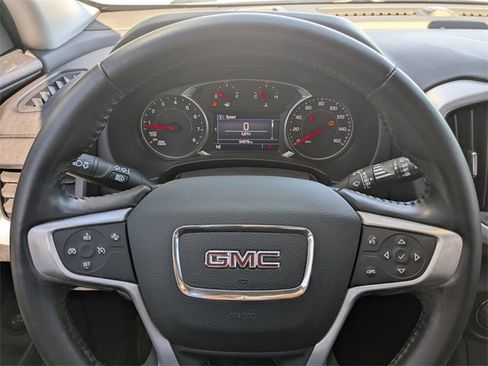 Used 2020 GMC Terrain SLE w/ Driver Convenience Package image 32