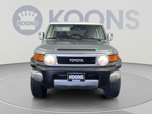 Used 2010 Toyota FJ Cruiser 4WD image 4