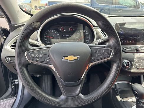 Used 2024 Chevrolet Malibu LT FWD image 17