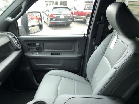 New 2026 RAM 2500 Tradesman AWD/4WD image 31