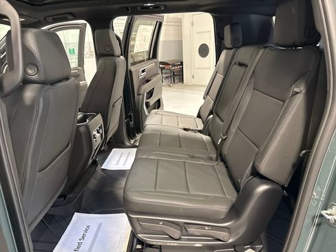 New 2026 Chevrolet Suburban Z71 w/ Sun And Tow Package AWD/4WD image 39