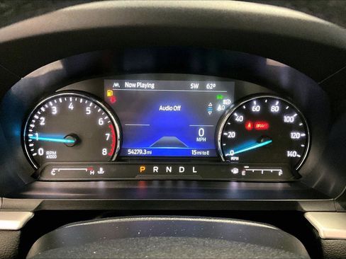 Used 2022 Ford Explorer XLT w/ Equipment Group 202A image 19