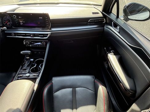 Used 2022 Kia K5 GT image 13