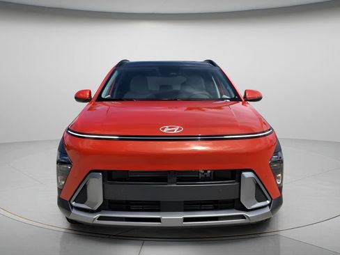New 2026 Hyundai Kona Limited FWD image 3