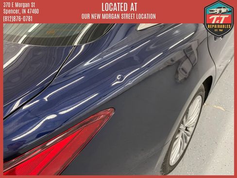 Used 2021 Toyota Avalon Limited w/ Advanced Safety Package FWD image 24
