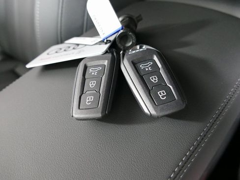 New 2025 Audi Q5 Premium image 12