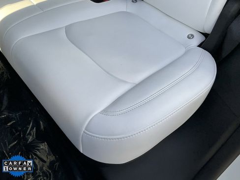 Used 2021 Tesla Model Y Long Range image 28