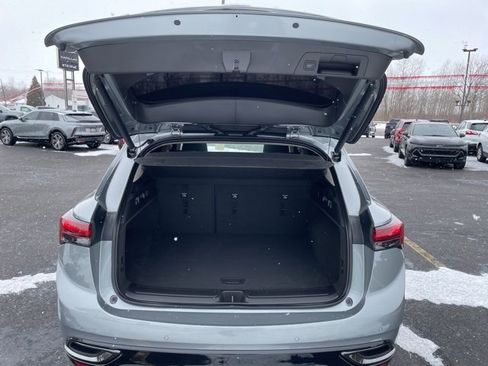 Used 2023 Buick Envision Essence w/ Sport Touring Package image 8