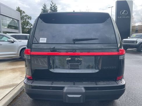 Used 2024 Lexus GX 550 w/ Cold Area Package AWD/4WD image 7