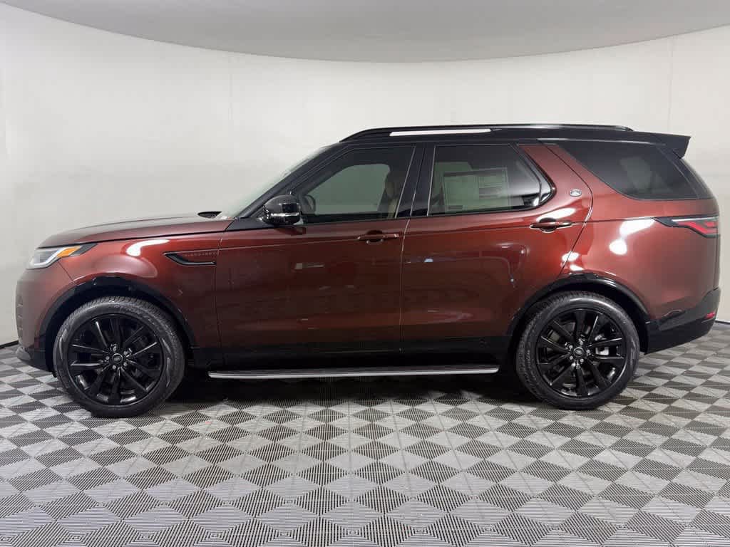 New 2026 Land Rover Discovery Limited Edition AWD/4WD image 3
