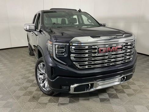 Used 2025 GMC Sierra 1500 Denali w/ Denali Reserve Package image 10