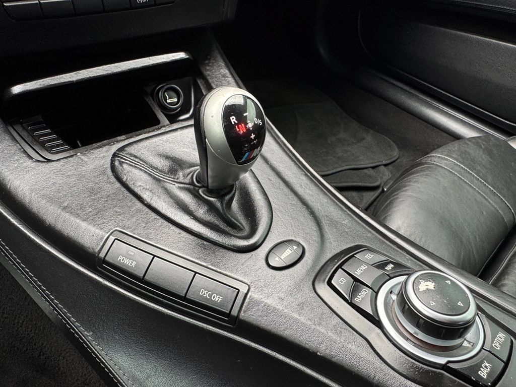 Used 2011 BMW M3 Convertible RWD image 27