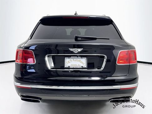Used 2018 Bentley Bentayga AWD/4WD image 6