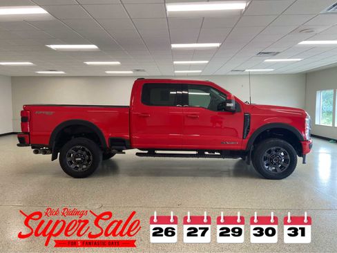 Used 2023 Ford F250 Lariat w/ Sport Appearance Package image 5
