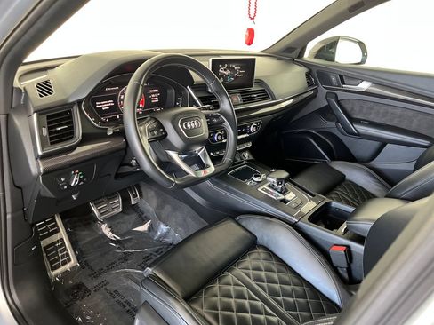 Used 2019 Audi SQ5 Premium Plus w/ Premium Plus Package AWD/4WD image 19