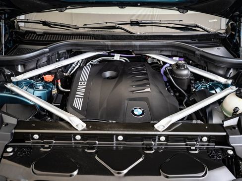 Used 2025 BMW X5 xDrive40i image 36