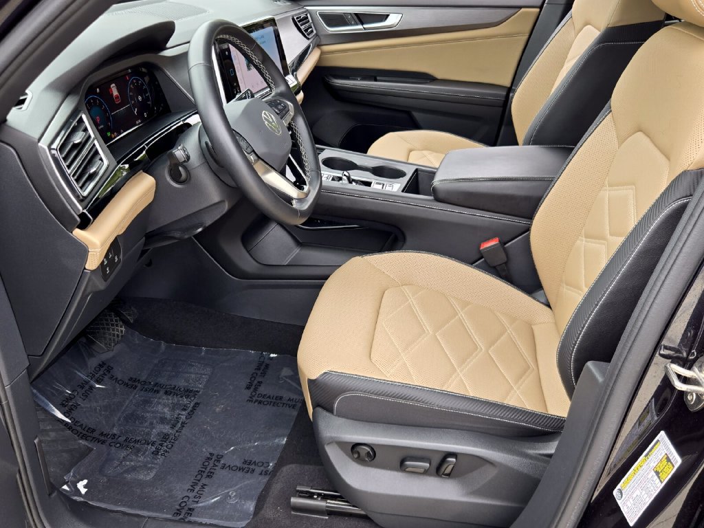 Certified 2024 Volkswagen Atlas Cross Sport SE FWD image 10