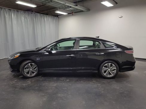 Used 2019 Hyundai Sonata Plug-In Hybrid image 6