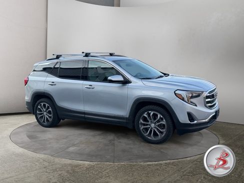 Used 2018 GMC Terrain SLT w/ Preferred Package image 1
