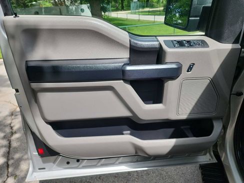 Used 2018 Ford F150 XL w/ Equipment Group 101A Mid RWD image 17