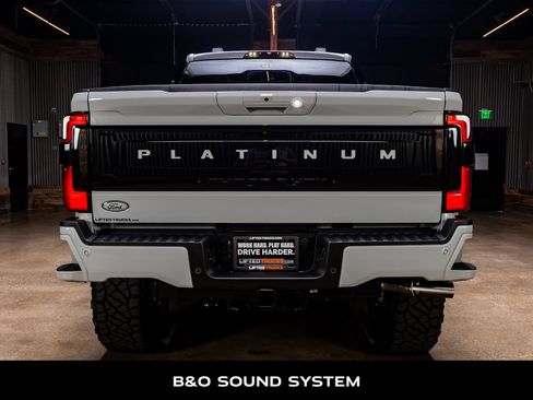 Used 2026 Ford F250 Platinum w/ Platinum Plus Package AWD/4WD image 8