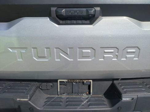 Used 2022 Toyota Tundra SR5 w/ SR5 Convenience Package image 14