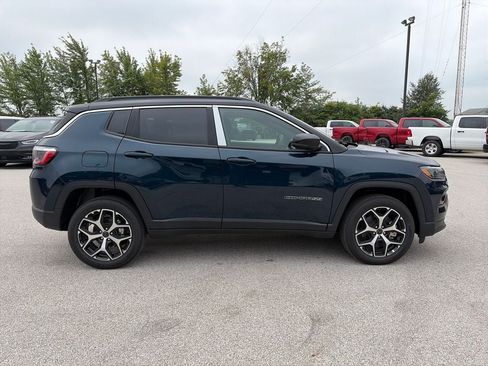 New 2026 Jeep Compass Limited AWD/4WD image 5