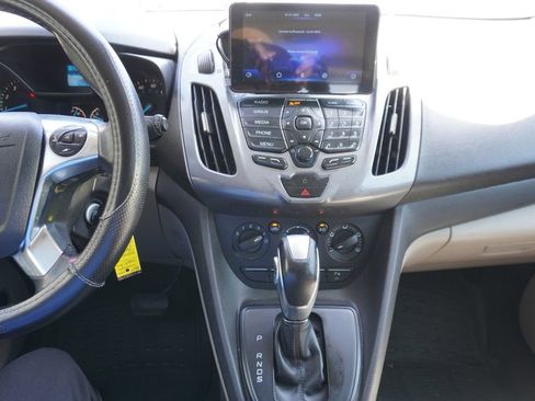 Used 2017 Ford Transit Connect XLT FWD image 8
