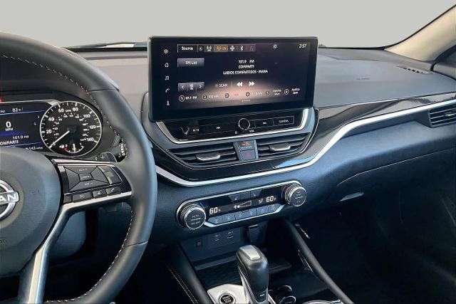Certified 2025 Nissan Altima 2.5 SR w/ SR Premium Package AWD/4WD image 7