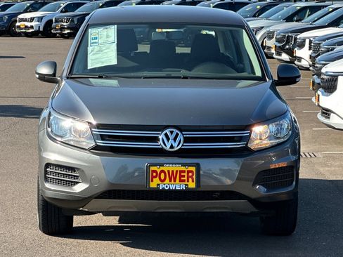 Used 2014 Volkswagen Tiguan S AWD/4WD image 9