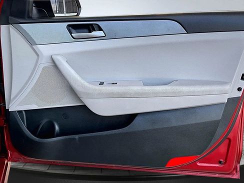 Used 2018 Hyundai Sonata SE image 24