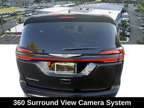 New 2026 Chrysler Pacifica Select FWD image 5