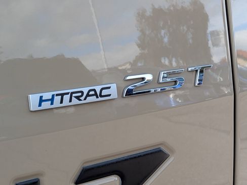 Used 2023 Hyundai Santa Cruz Limited image 32