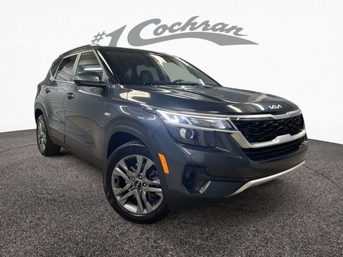 Used 2023 Kia Seltos S image 1