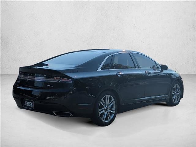 Used 2013 Lincoln MKZ FWD image 5