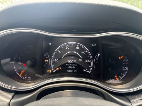 Used 2021 Jeep Grand Cherokee Laredo AWD/4WD image 12