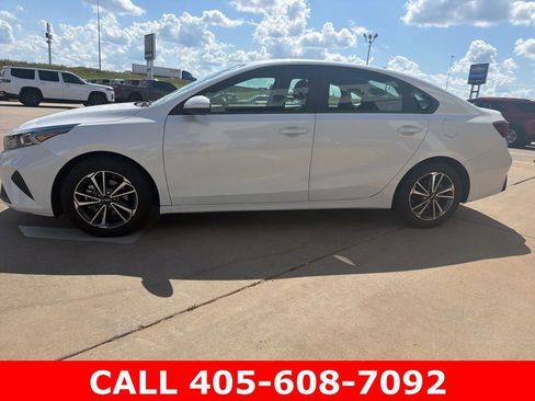 Used 2024 Kia Forte LXS FWD image 18