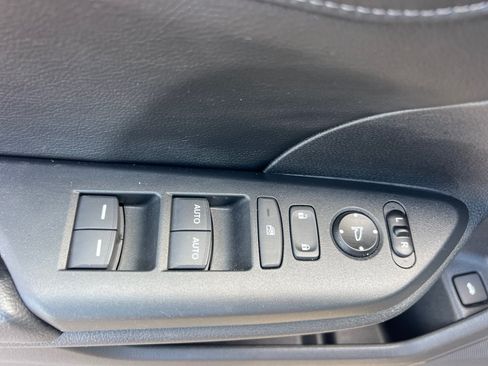 Used 2017 Honda Civic EX-L image 26