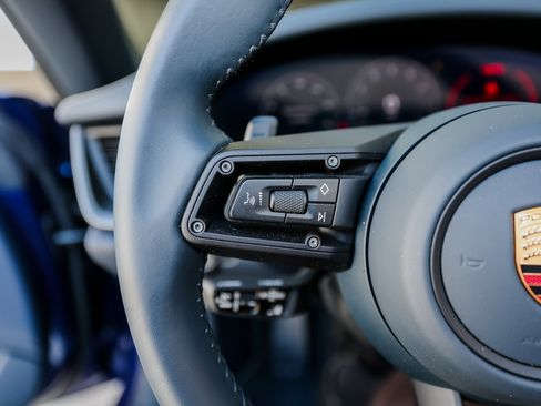 Certified 2025 Porsche 911 Carrera image 17