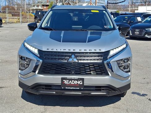 Used 2024 Mitsubishi Eclipse Cross image 2