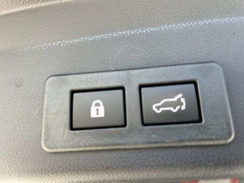 Used 2024 Subaru Ascent Touring AWD/4WD image 20