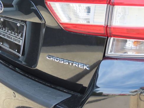 Used 2018 Subaru Crosstrek 2.0i Limited image 7